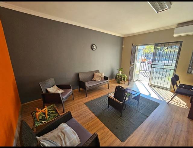 M² BUILDING TO LET IN SASOLBURG CENTRAL